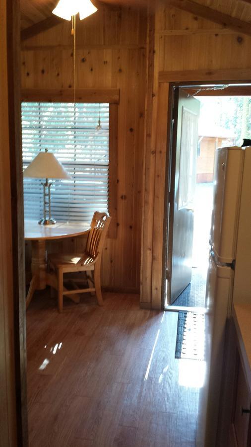 Snowflower Camping Resort Cabin 3 Emigrant Gap Eksteriør billede
